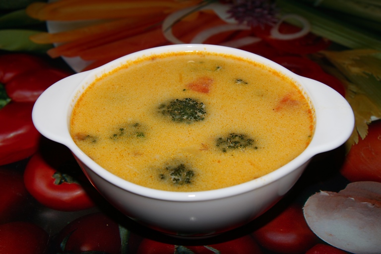Сирний суп-пюре з броколі