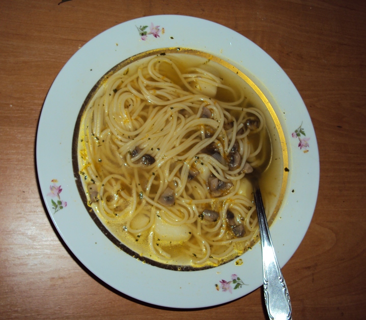 Грибний суп з макаронами - рецепт від Катерини
