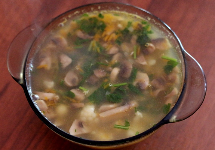 Грибний суп з цвітною капустою